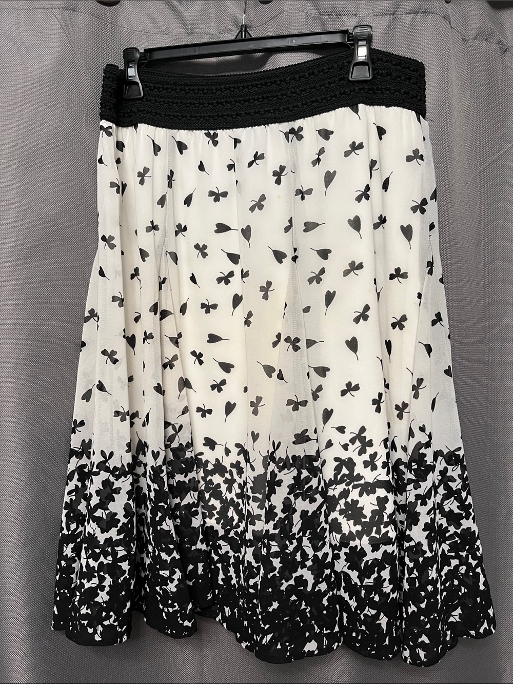 Lapis Black & White Floral Ombre Midi Skirt